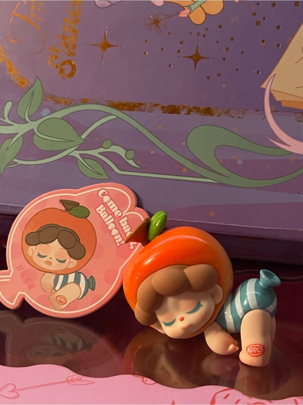 Come Back Balloon! Apple Figure with ID Card